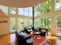 Fontana Lake Tree House - Image 2