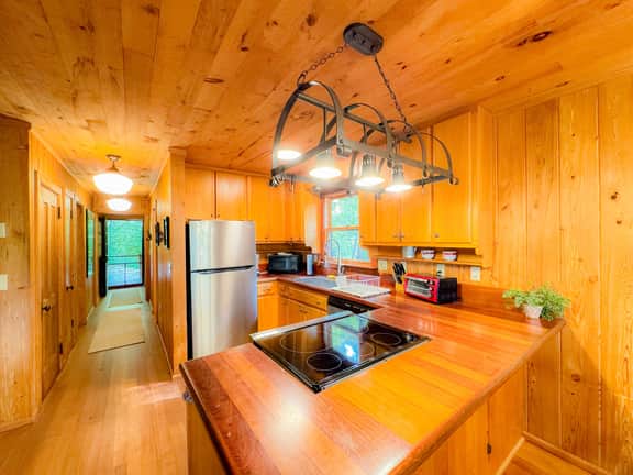 Buffalo Creek Chalet - Image 4