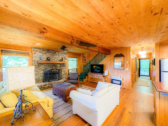 Buffalo Creek Chalet - Image 5
